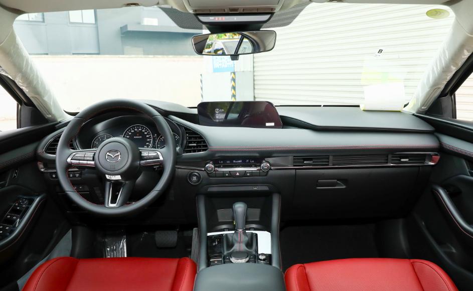 马自达3两厢版最新款,试驾全新马自达3两厢版视频