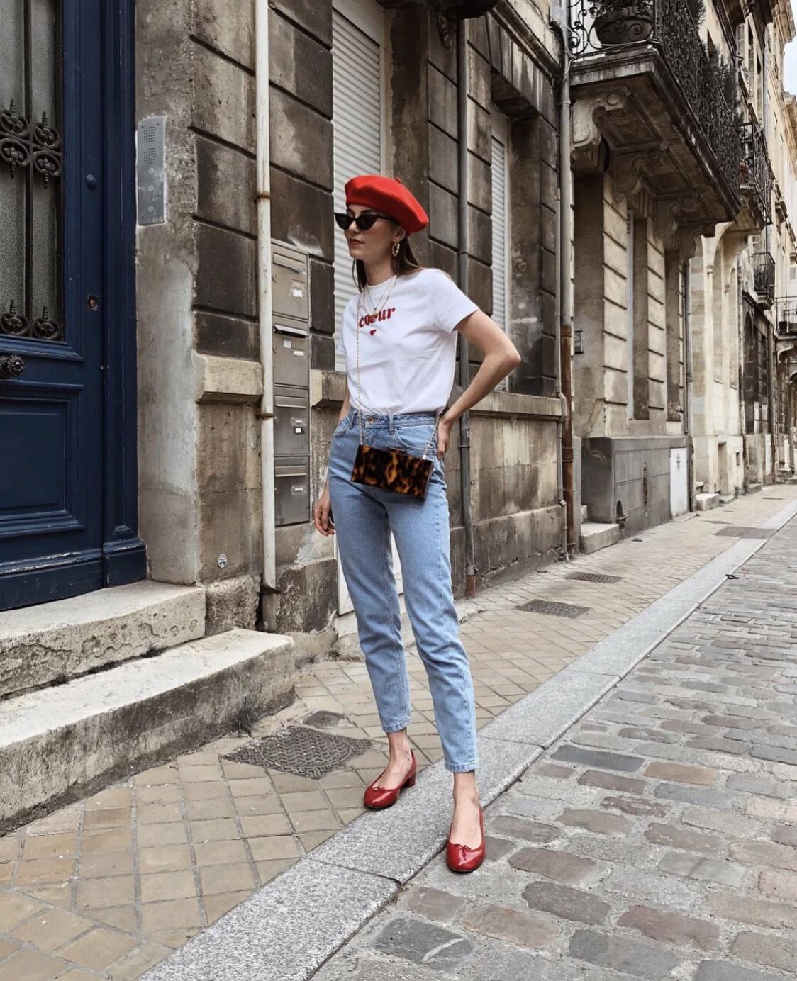 短圆脸适合什么帽子太阳帽,脸大又圆适合的帽子