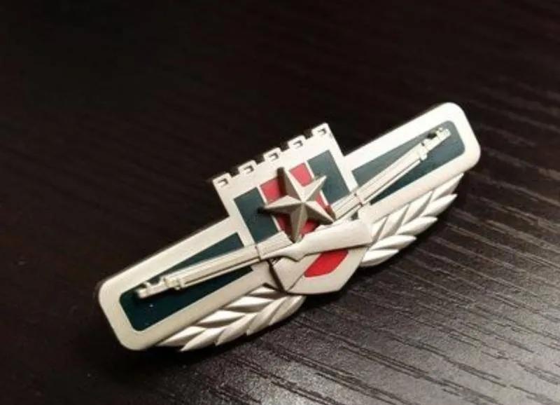 常服陆军军种胸标,陆军新式胸标普及了吗