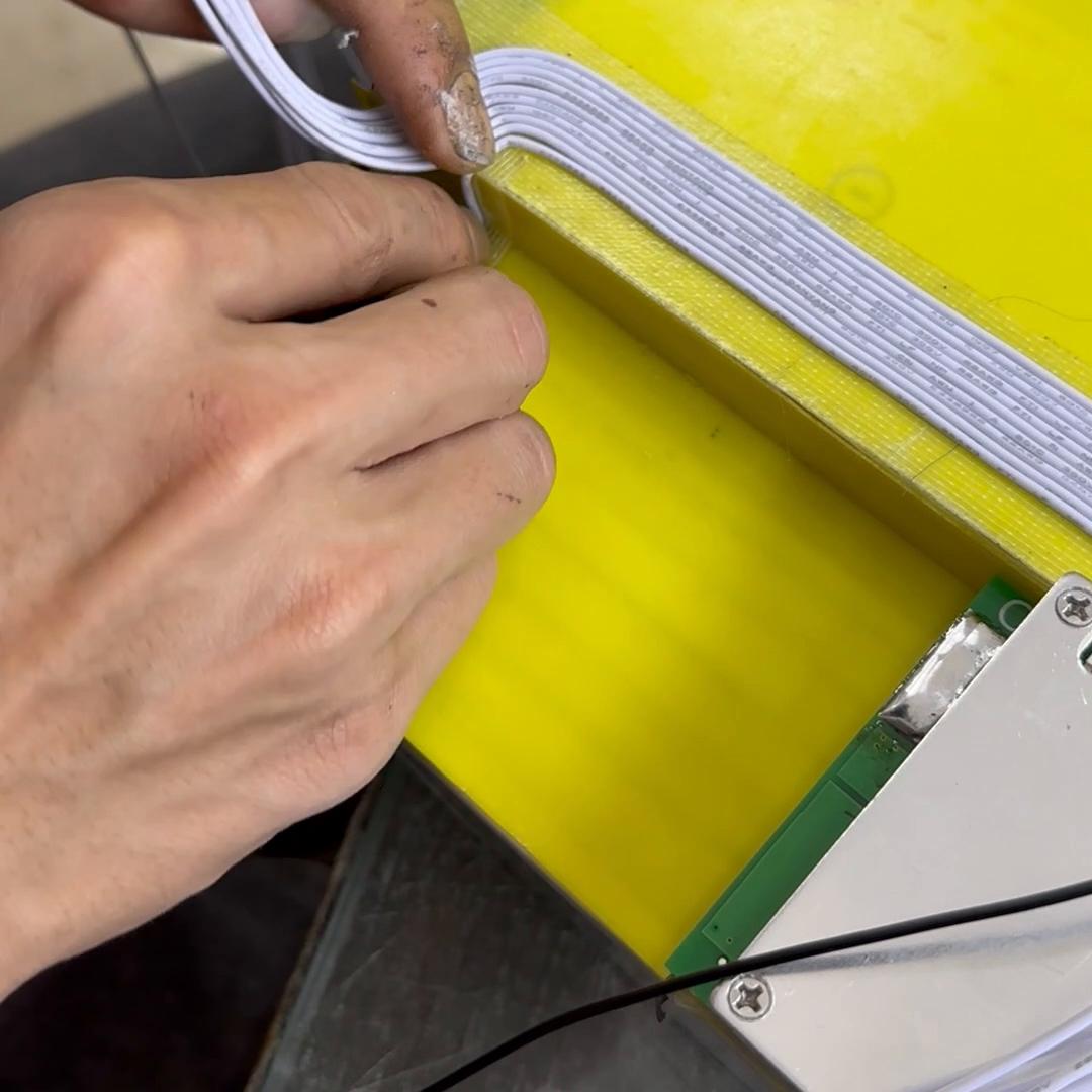 锡焊怎么焊接锂电池,锂电池激光焊接和锡焊接对比