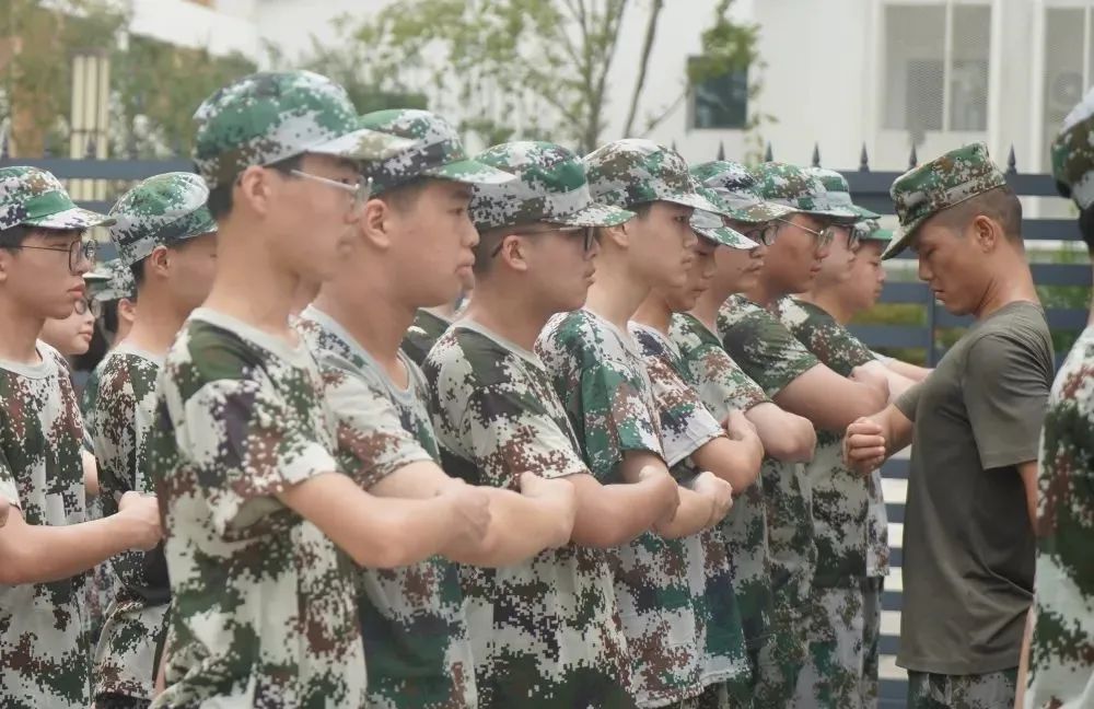 高标准军训,威武霸气的军训