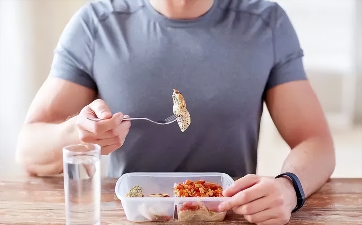 大体重减脂最适合的饮食,姨妈前期食欲大增怎么减脂