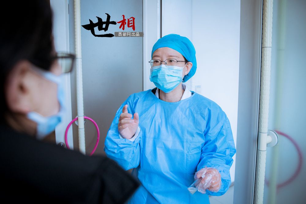 世相丨儿科医生邓亚楠:治愈患儿内心也被纯真填满