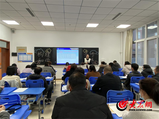 双向奔赴共同成长相互成就,双向奔赴携手成长