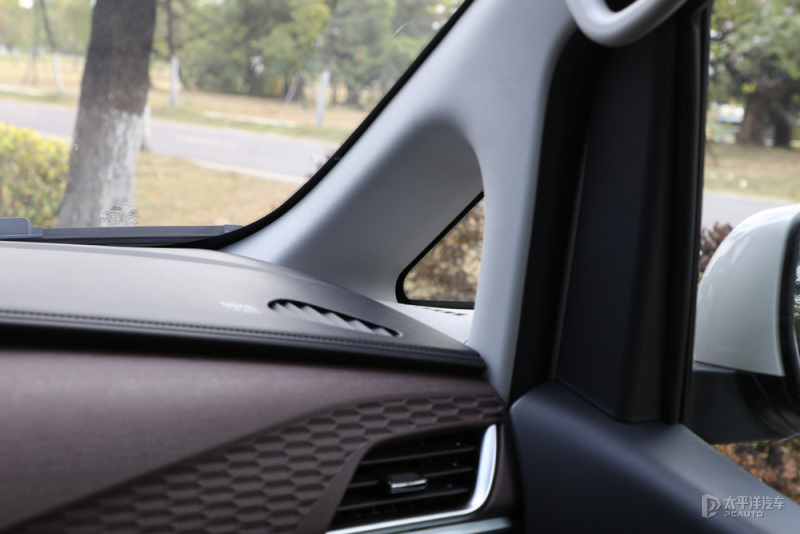 10万左右大空间mpv,10多万空间最大的mpv混动