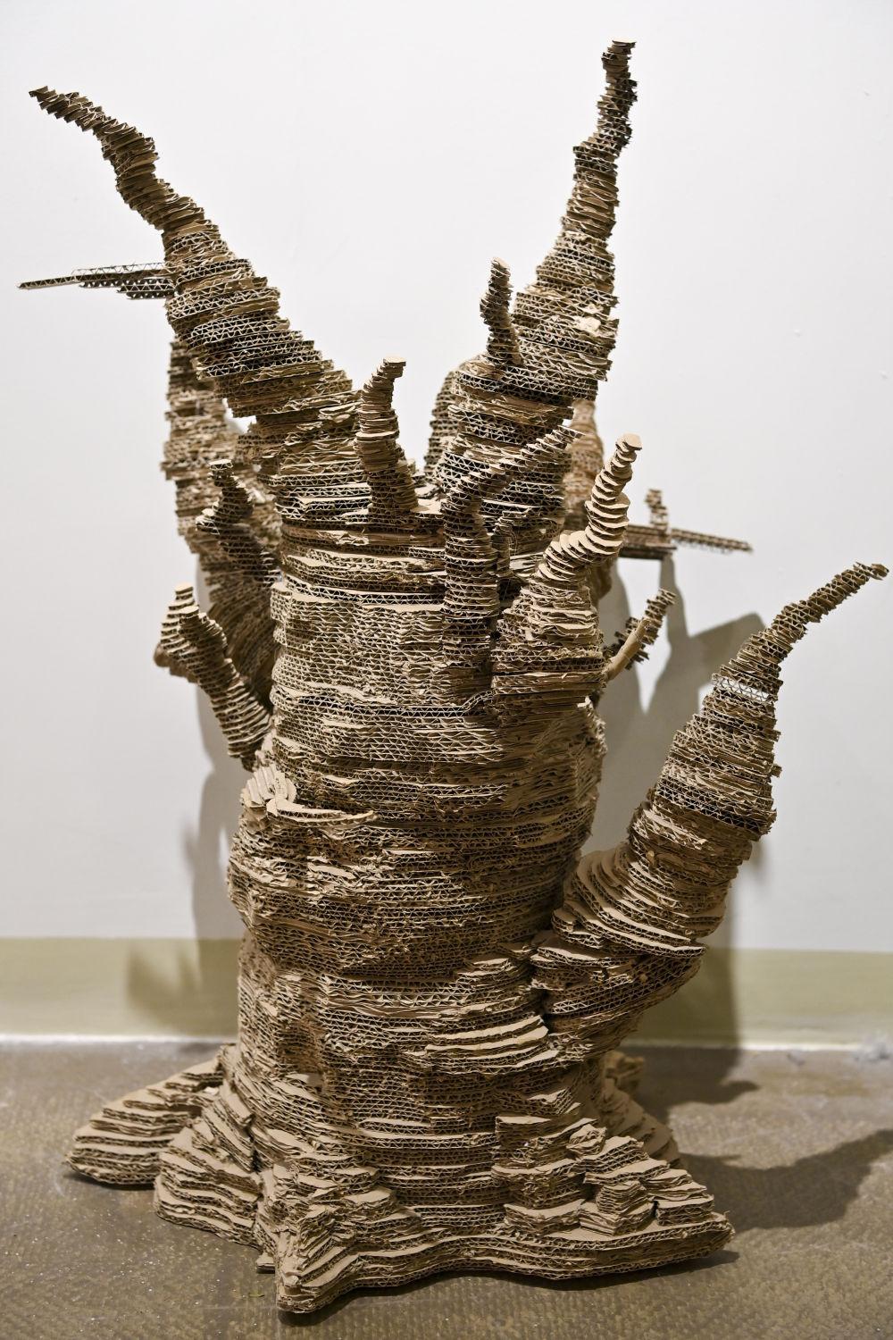 纸上有乾坤，看有人用瓦楞纸创造出迷你“山西”