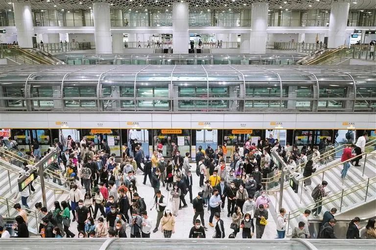 再破千万,这是春天里的深圳