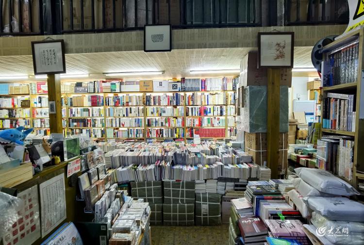 百相图|⑤“我们书店”店主马一：以“书”会友16年坚守只为遇见更多“有趣”的人