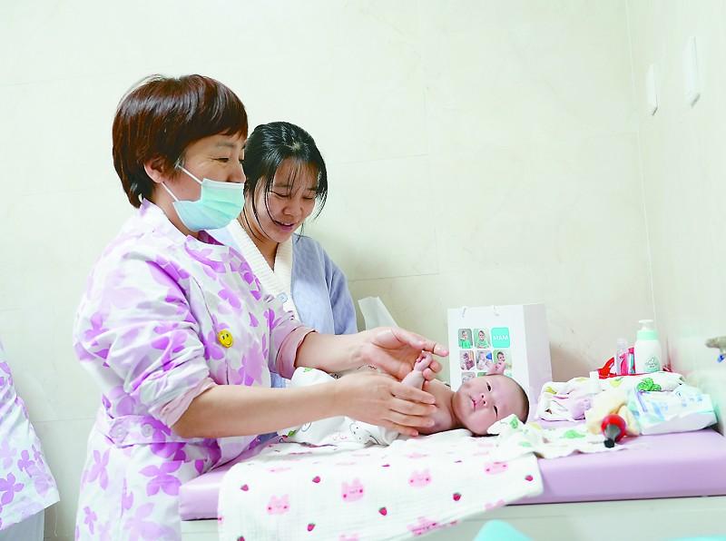 楼上装修楼下生孩子,楼上刚生完宝宝