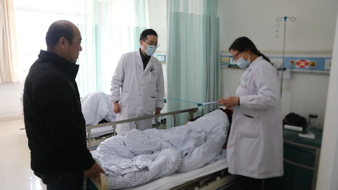 面部跳动频繁怎么治疗,面部跳动频繁怎么治