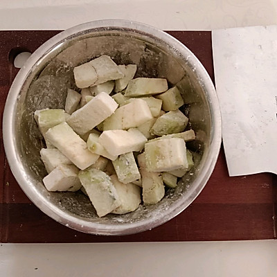 湘菜油糊茄子详细做法,油糊茄子的家常做法视频教程