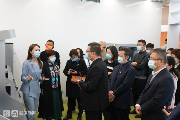 青岛市民中心举行“走进市办实事见证民生项目”现场观摩活动