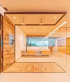 内马尔多少钱卖到大巴黎的,内马尔在巴西贫民窟