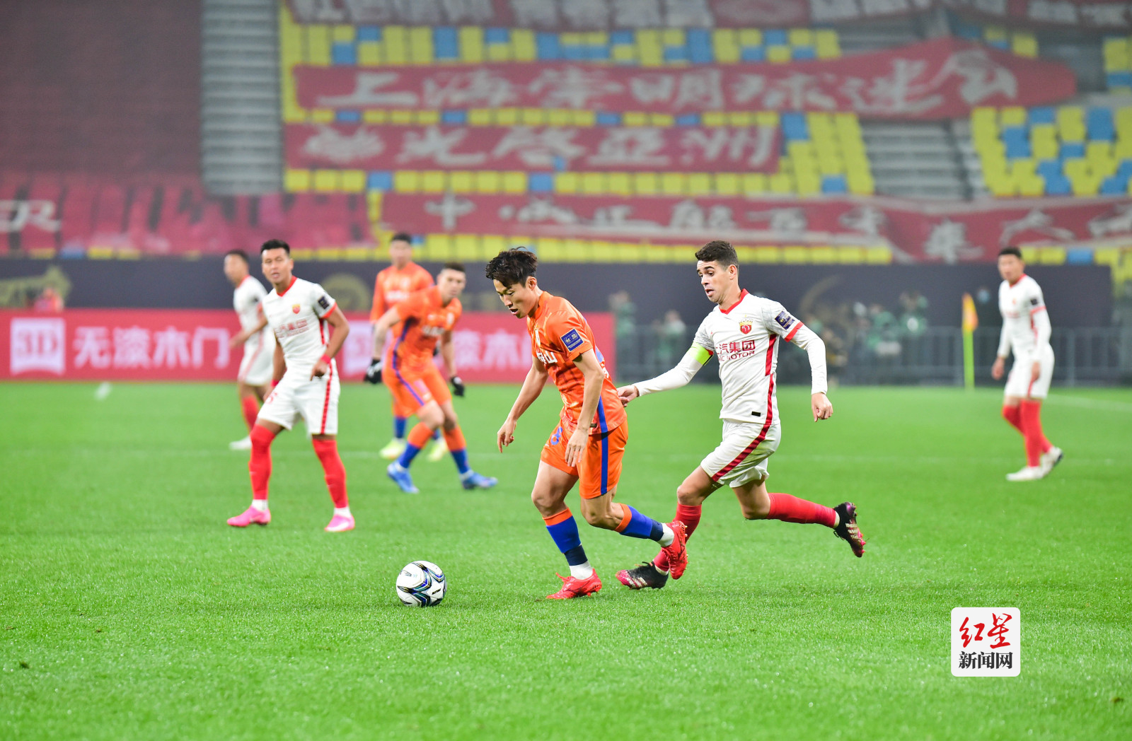 成都足球闹场视频,足球打架事件中超