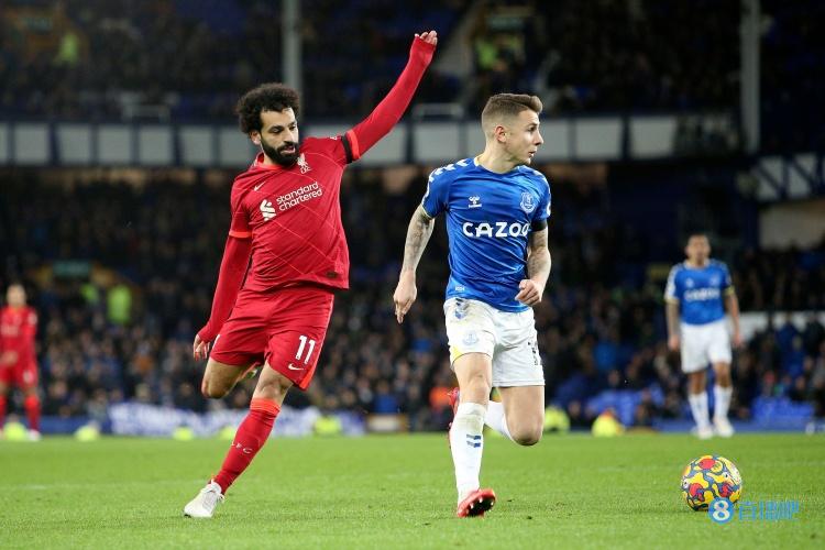 球星年鉴1992：攻击手星味十足，门将位置两大神，谁的成就最高