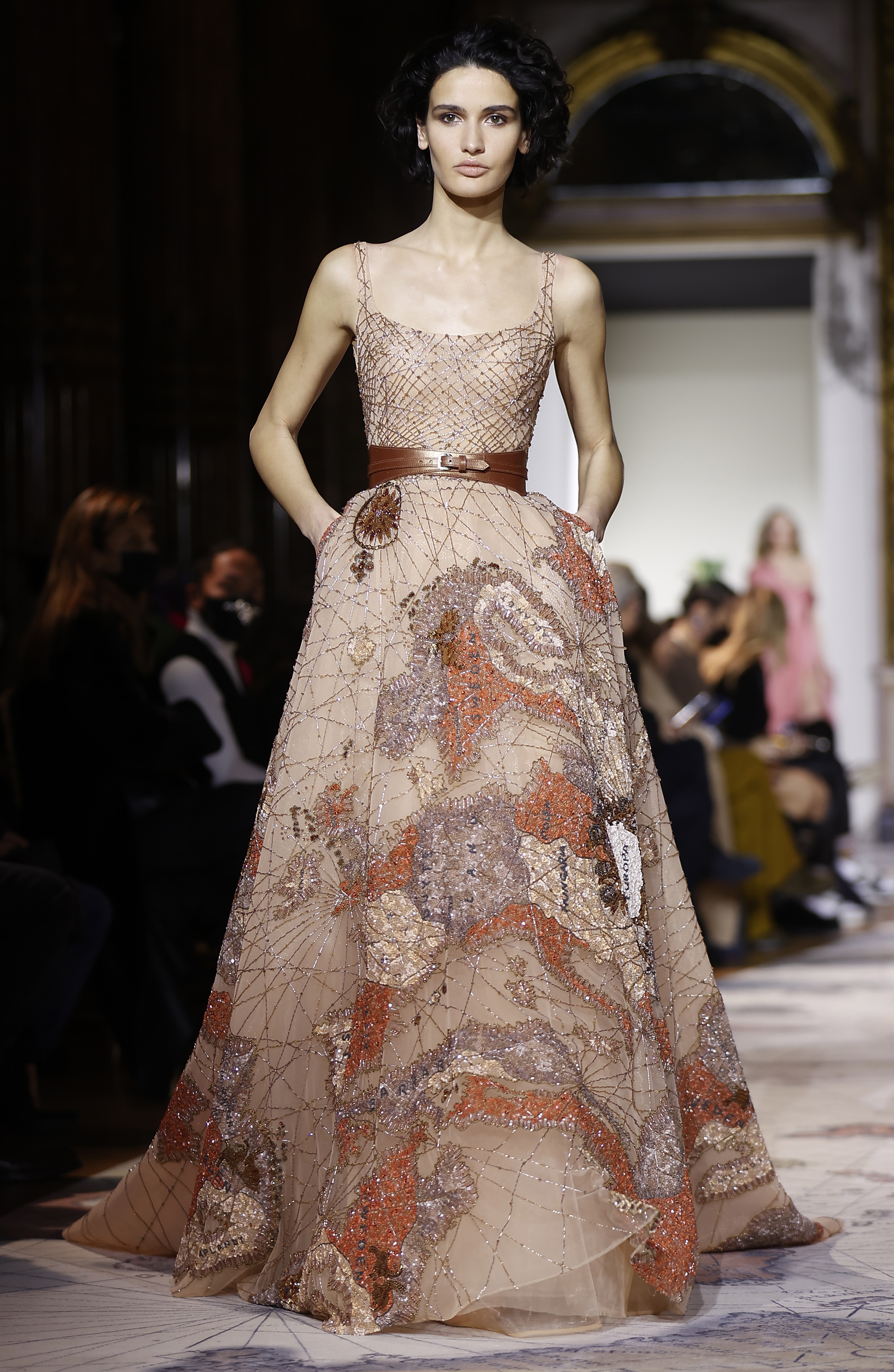 巴黎时装周2024高定,巴黎时装周2022高定