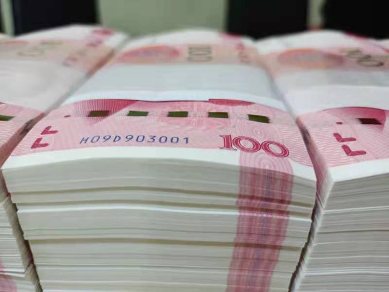 河南一村庄5000万现金分红现场,一村给村民分红1000多万