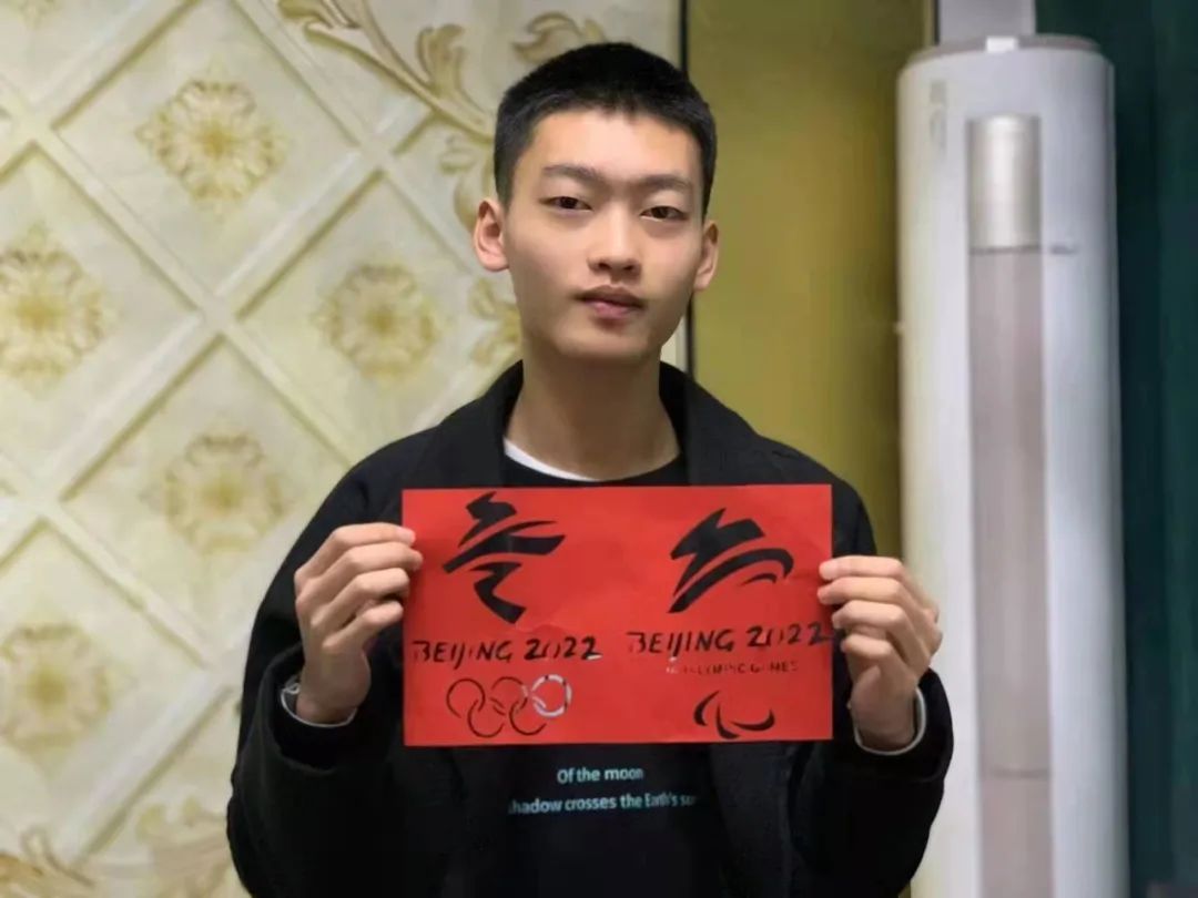 “齐心迎冬奥，运动促成长”手工制作展示