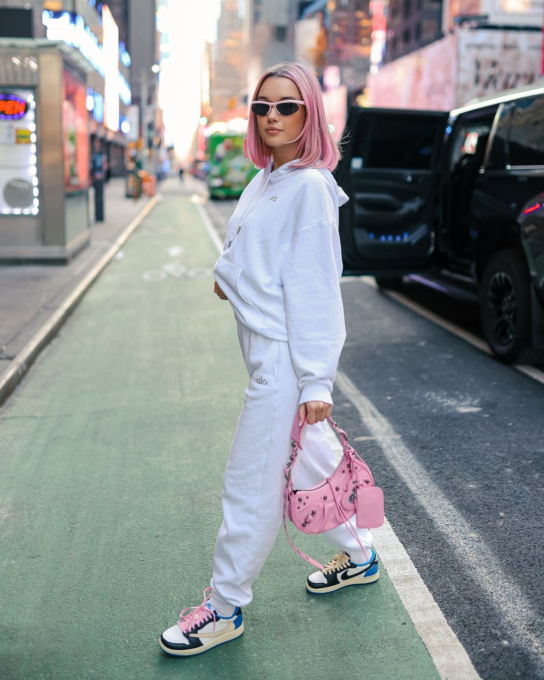 djsoda的霸气女孩,djsoda女神素颜