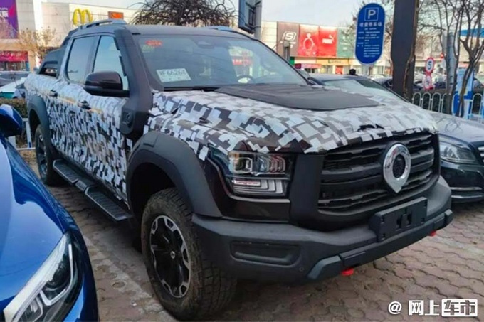 坦克500Hi4-T上市售价33.5万元,长城坦克500中大型suv售价