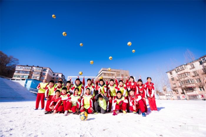 足球开学第一课,开学后的第一堂足球课