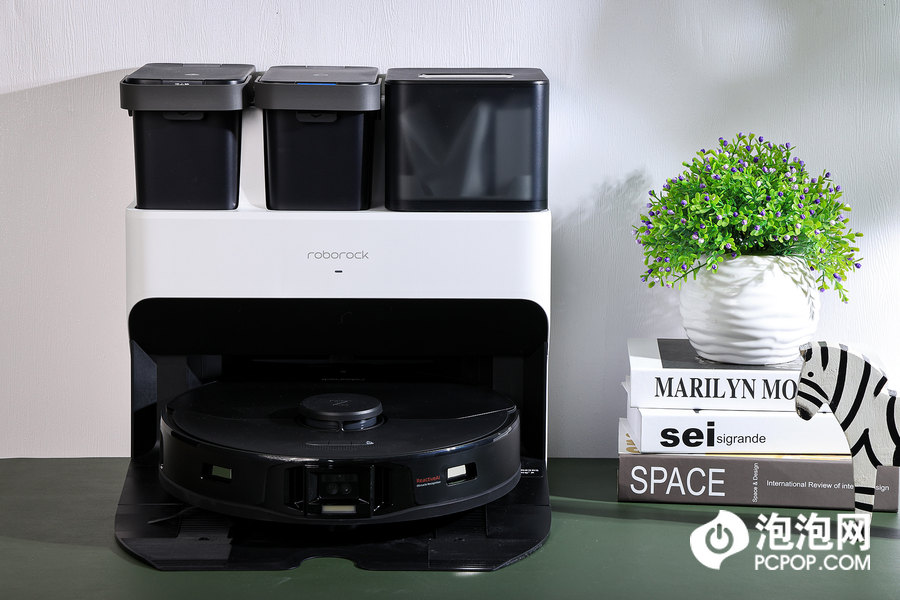 石头g10s机器人如何清洁基站,扫地机器人石头g10s基站自清洁刷