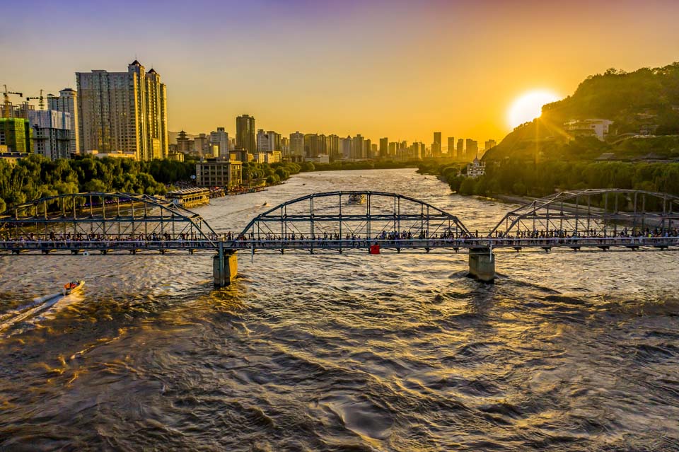 西行记札记,西行纪讲述的故事