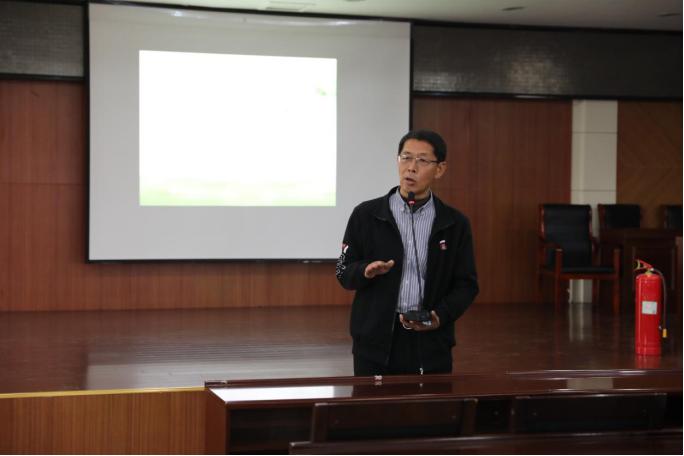 准备好了！*安泰**市中心医院分院第十八梯队队员即将接棒“上岗”