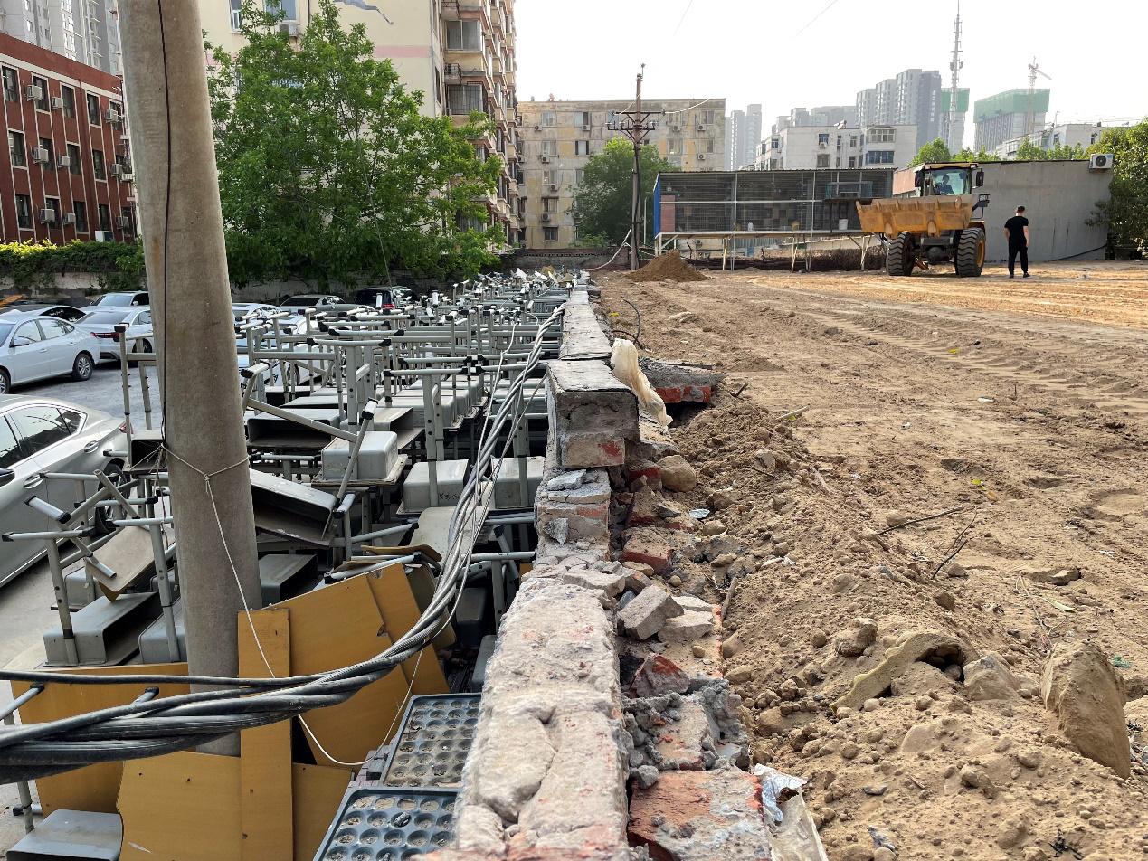 郑在督办|追踪！二七区正商城和园旁的土方问题，相关部门回复来了