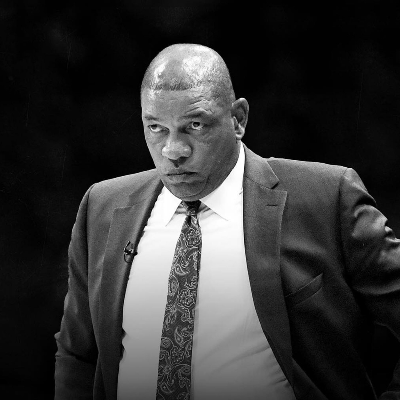 汤神上脚蓝色球鞋,汤神总决赛穿的鞋