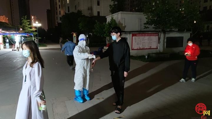 我在下沉一线｜济南市公园发展服务中心李佳栩：当“小脸”女生变身“大白”是一种什么体验？