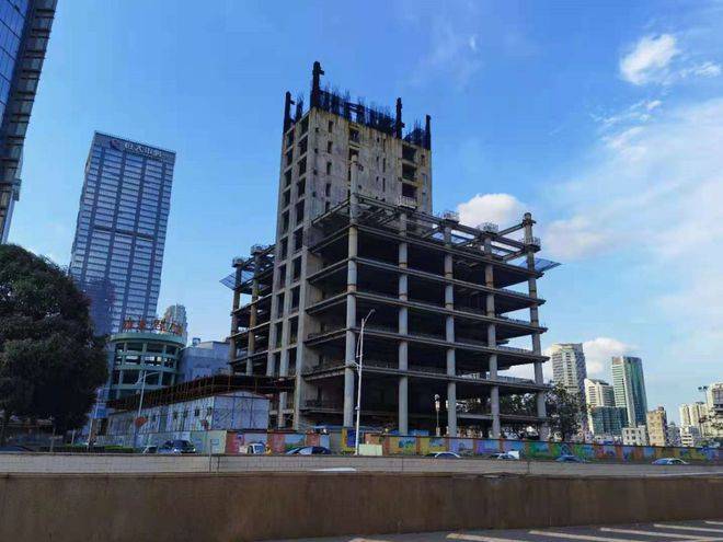 广州“商业地王”烂尾7年复活接盘侠背后李嘉诚身影闪现