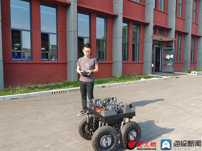 董大鹏传递正能量,董大鹏谈创业心得