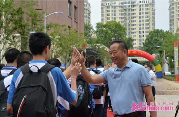 青春不散场扬帆再启航,青春不散场扬帆再启航演讲稿