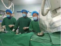 医疗保障惠民生,医疗精准扶贫公益活动