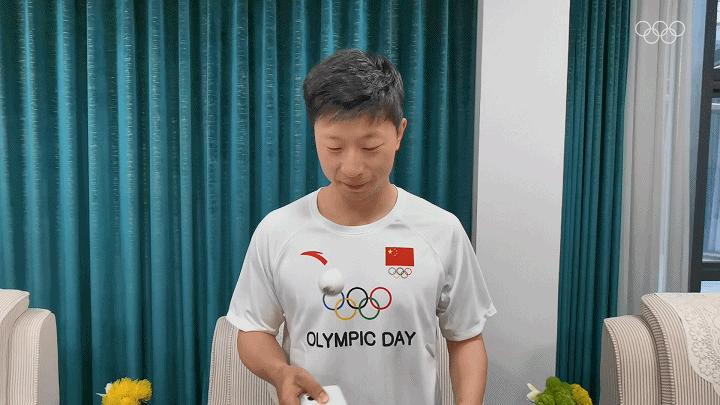 追光|国际奥林匹克日：看完奥运冠军的运动挑战，就已经出汗了