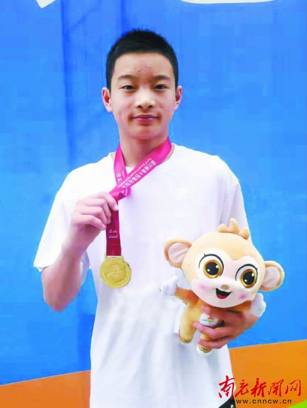 13岁跳水冠军小女孩,13岁跳水奥运冠军