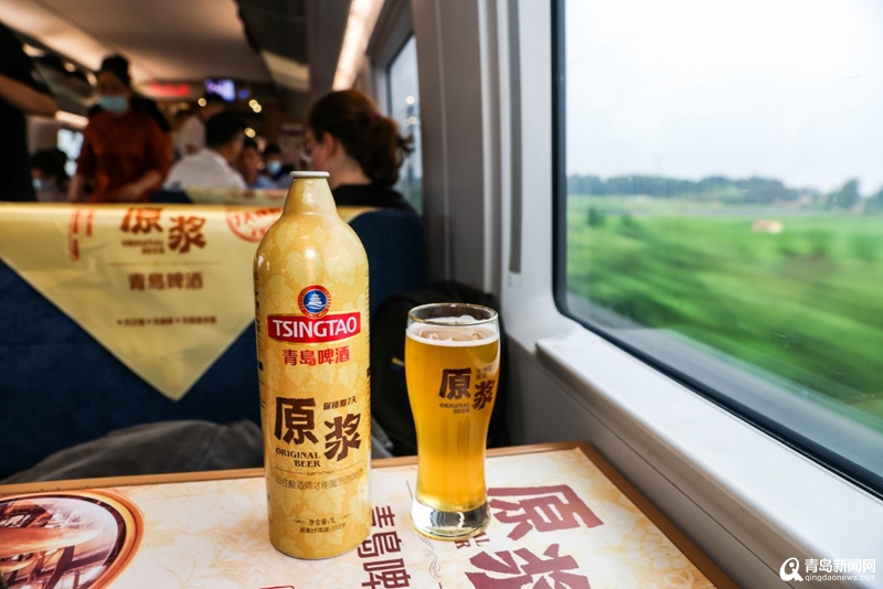 2023年青岛国际啤酒节开幕式,青岛胶州湾跨海铁路大桥啤酒节