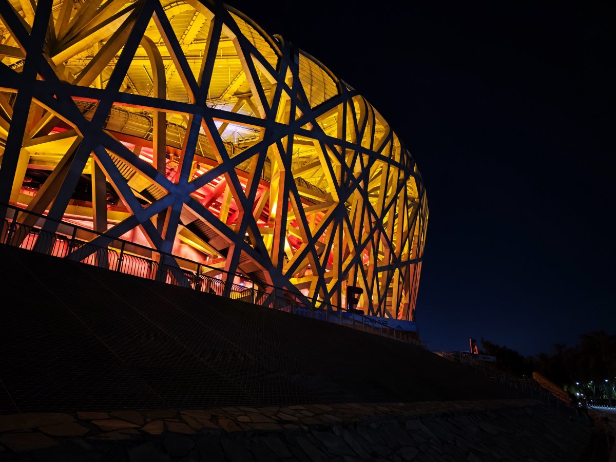 小米12sultra跟华为p50pro对比,小米12sultra和华为p50pro对比