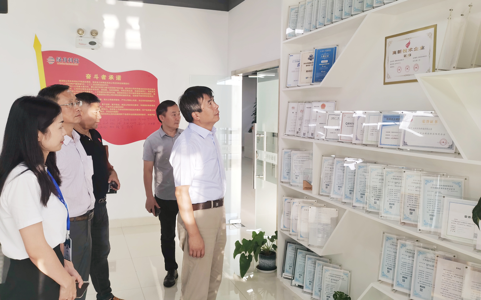 精准走访对接助力企业发展,访企拓岗促就业企业校园行