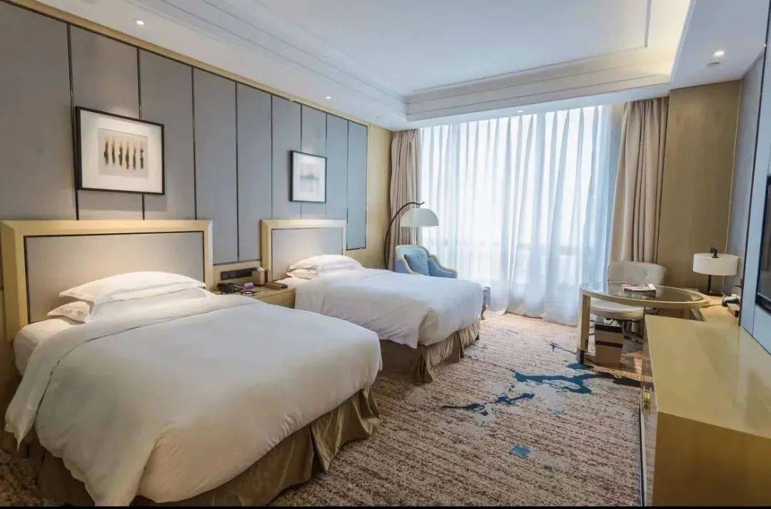 免费住宿5天4晚,免费吃住14天