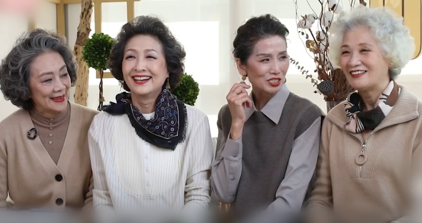 一条短视频圈粉40万，*放播**2亿次？“银发网红”破圈背后...