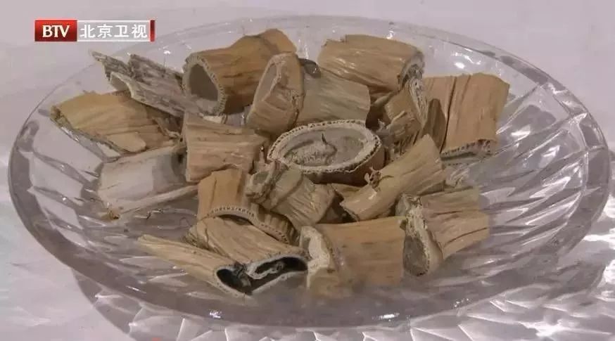 早上睡醒口苦有口臭怎么回事,早上睡醒口苦有痰怎么回事