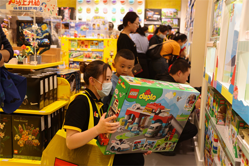 乐高涨价典型的拆东墙补西墙,乐高变宽100倍是什么样的