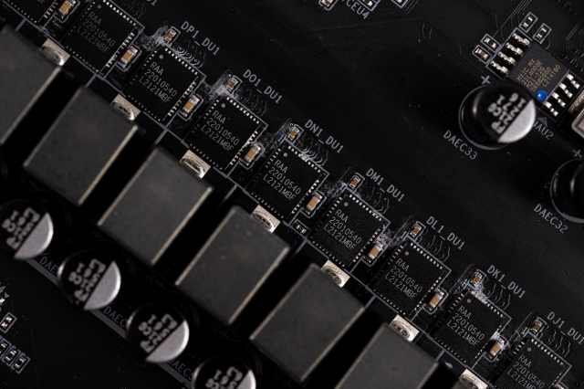 技嘉z790aorus小雕测评,技嘉z790aorusmaster评测