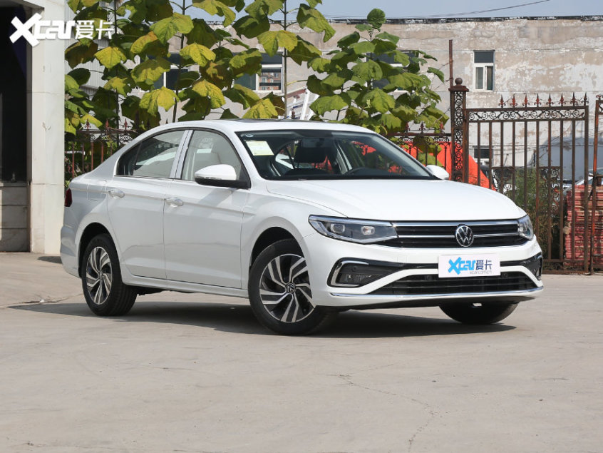 12款大众宝来1.6自动二手多少钱,大众宝来12款1.4t价格