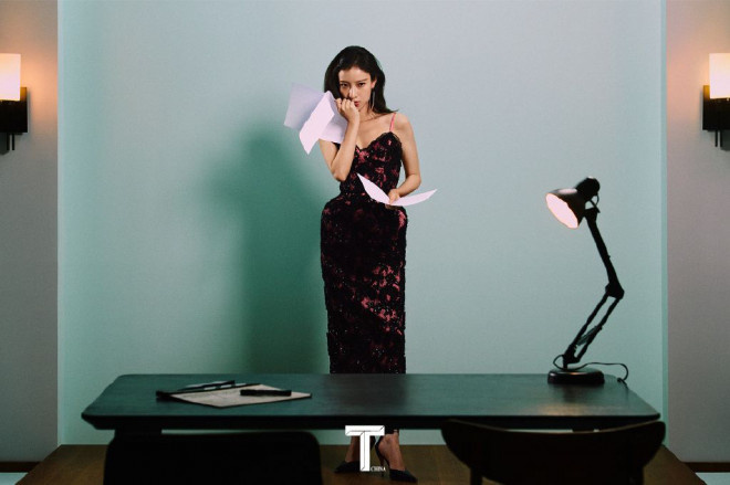 倪妮一字锁骨完整版,倪妮锁骨杀惊艳全场