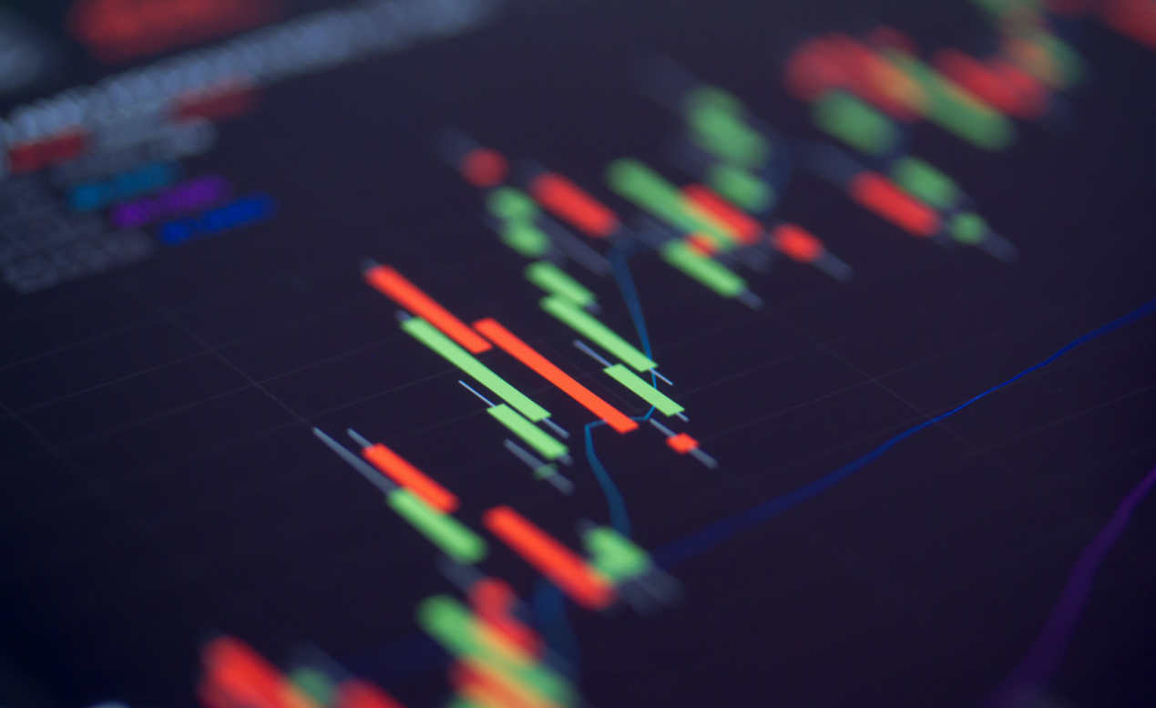 华扬联众重组新闻,华扬联众董事操纵什么股票被查