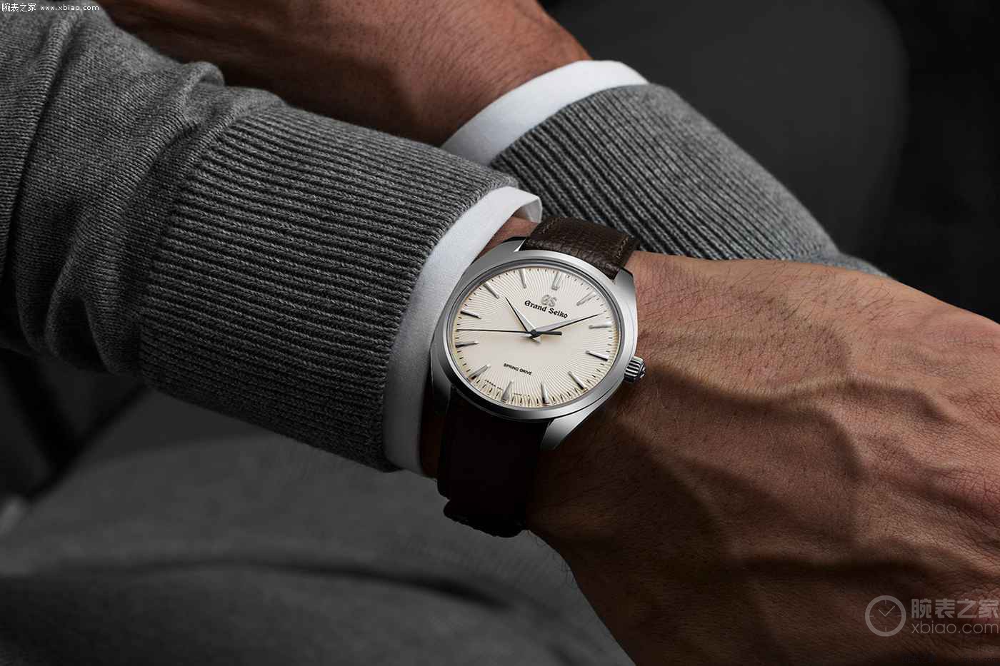 冠蓝狮腕表入门石英款,冠蓝狮最新款黄金手表