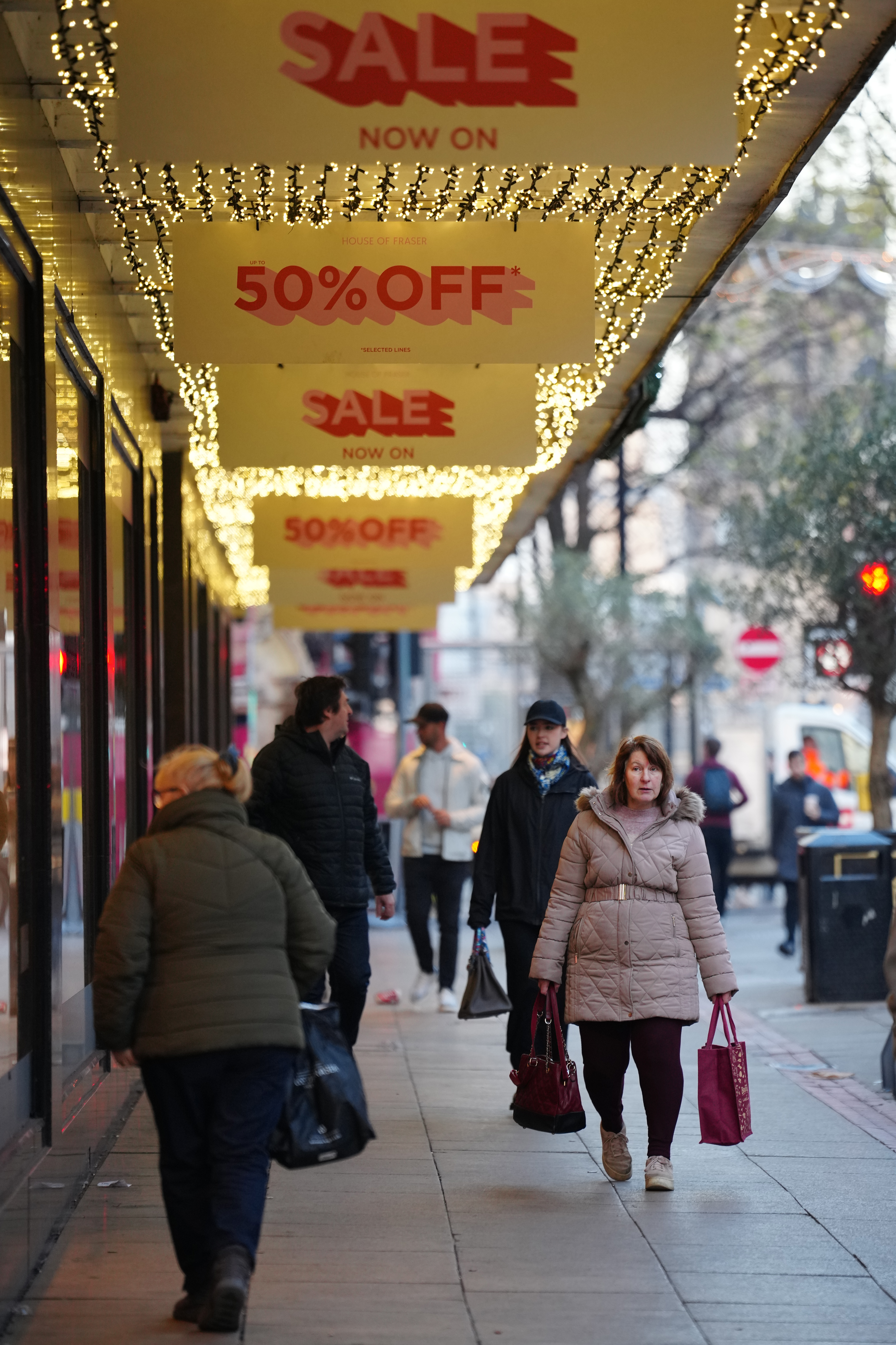 英国圣诞购物现状 (英国购物季解析)